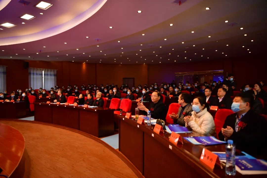 2022.1.18全國首個硒與大健康產(chǎn)業(yè)學(xué)院成立（5）.webp.jpg